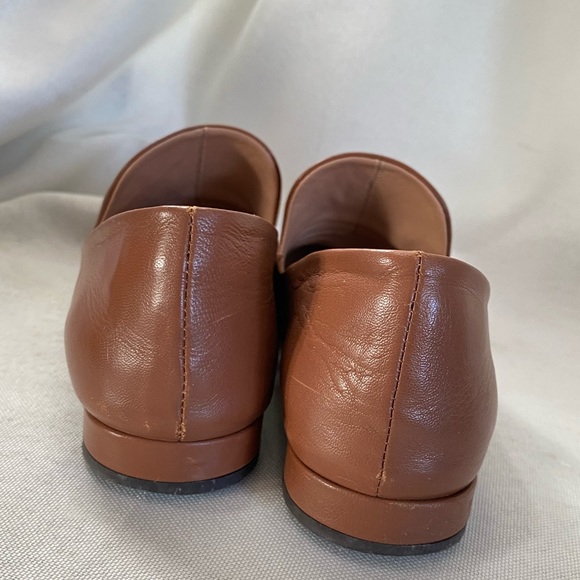 Lewit Minimalist Leather Loafers in Brown - Picture 5 of 9